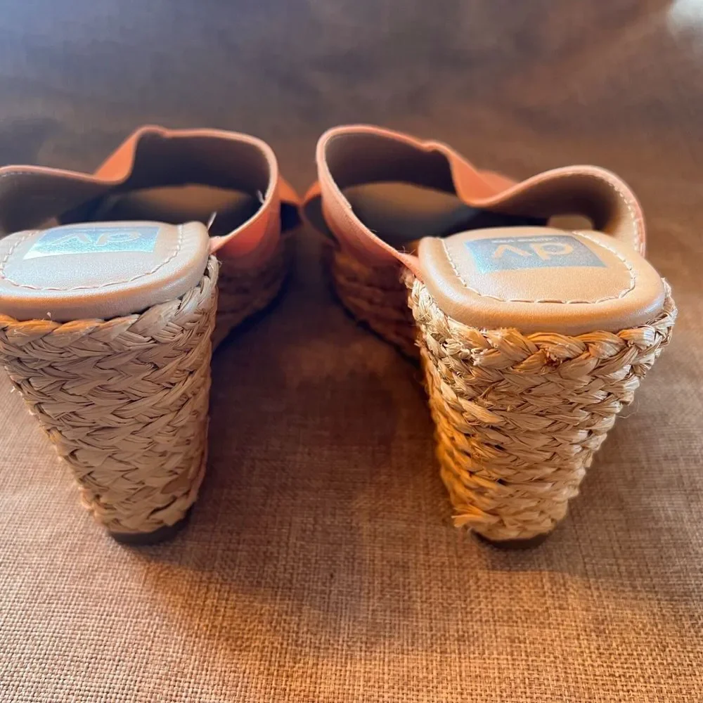 DV Dolce Vita Wedge Criss Cross Heels Sandals Espadrille‎ 4